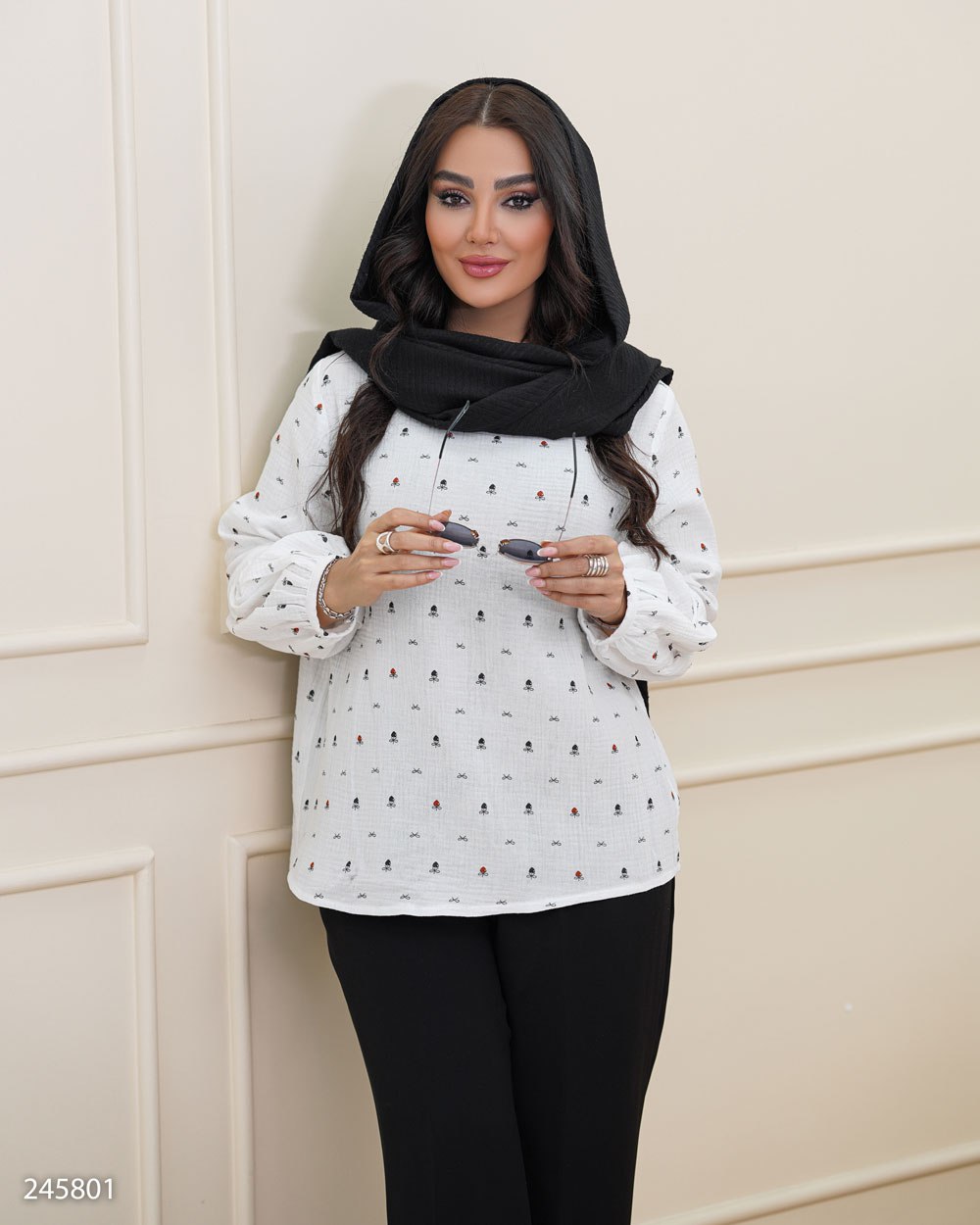 شومیز یقه گرد نیاراد