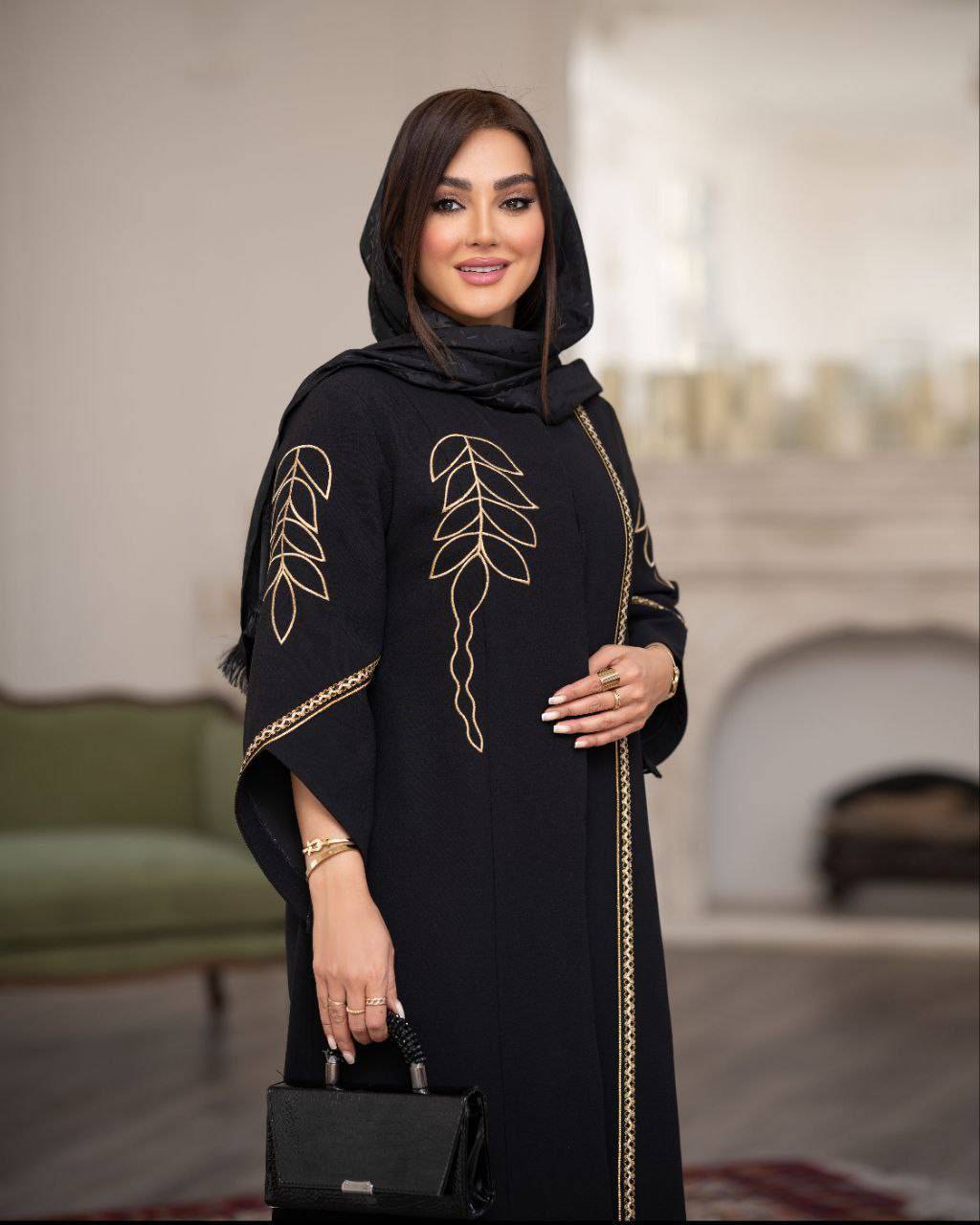 مانتو مجلسی بلند گلدوزی رویسا