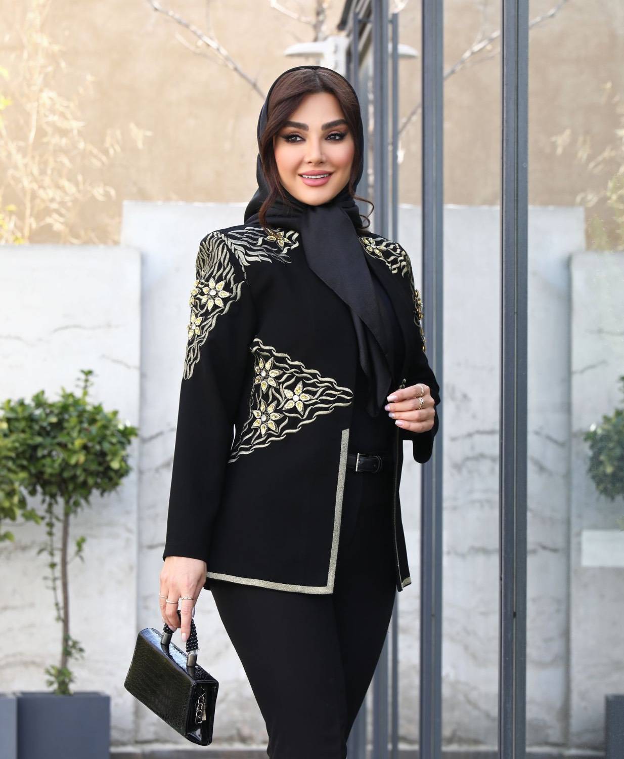 مانتو کتی مرویجت گلدوزی و سنگ دوزی افسانه